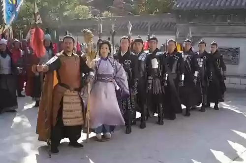 杨家将豪华阵容插图1