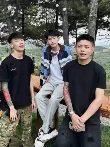 痞帅阵容插图1