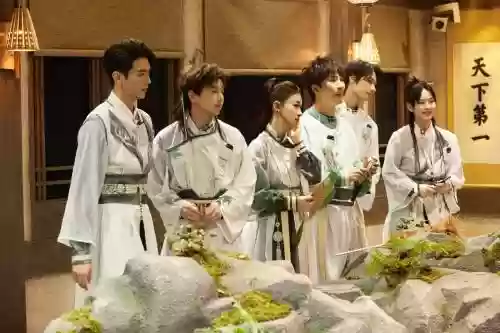 密室大逃脱明星版阵容搭配_1